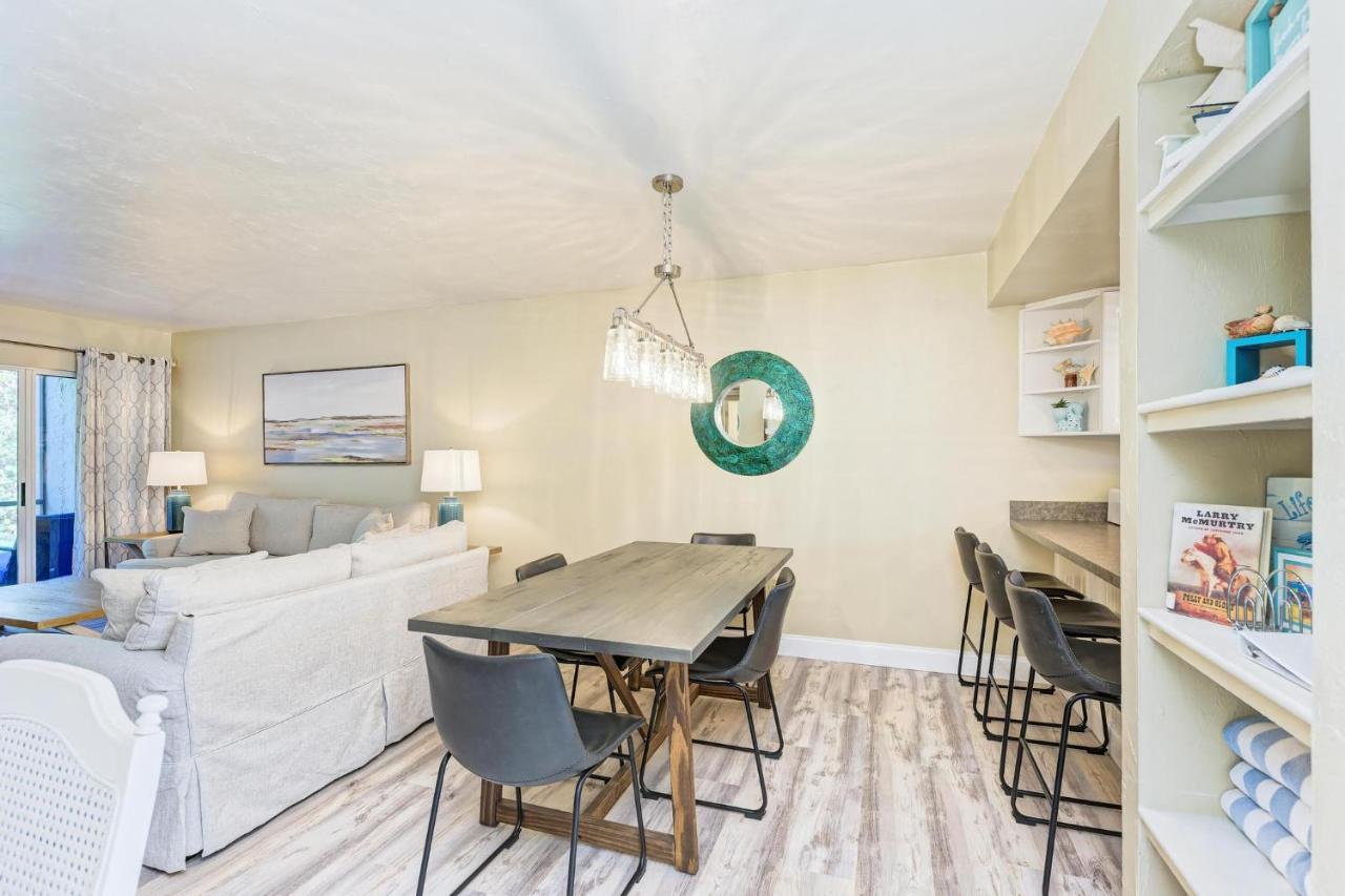 Anna Maria Island Runaway Tropical Dream-One Minute Walk To The Beach-Heated Pool Bradenton Beach Esterno foto