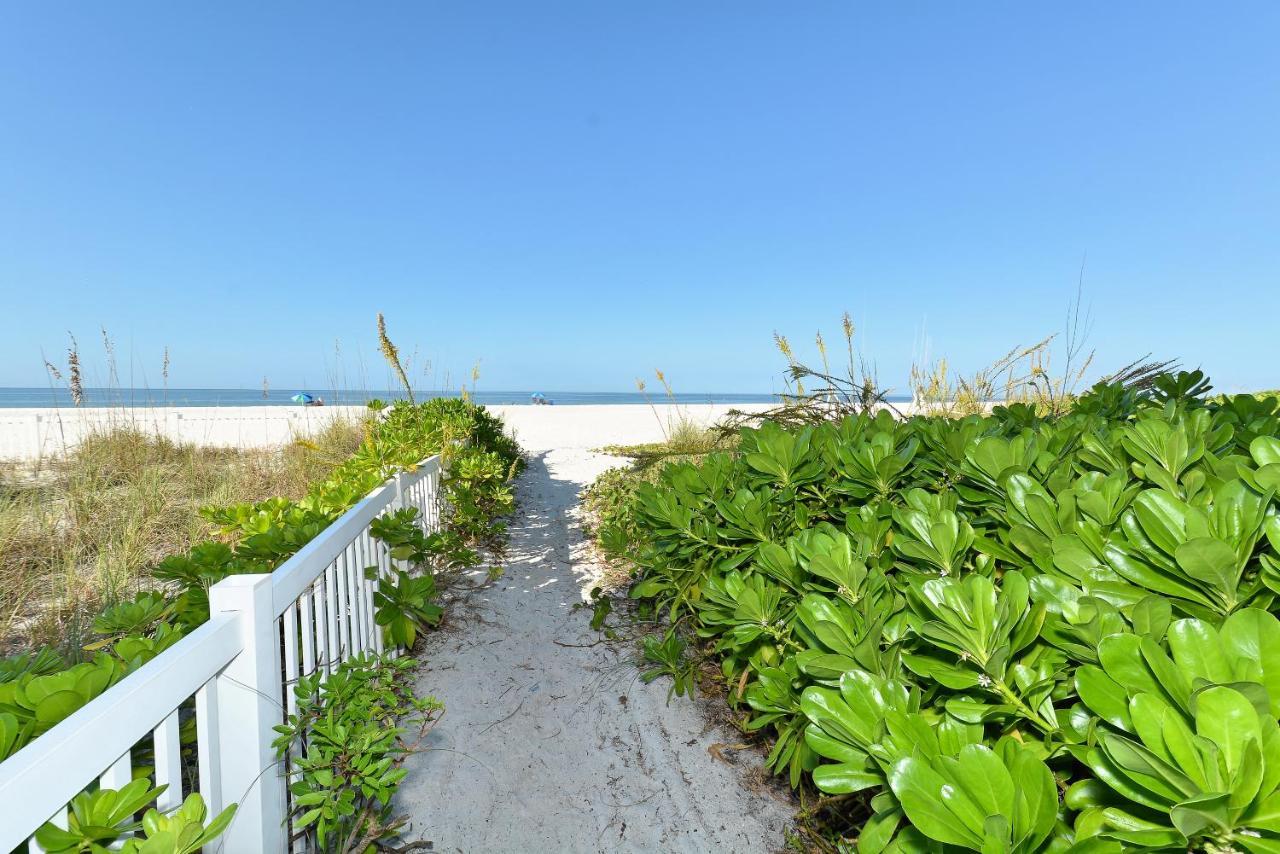 Anna Maria Island Runaway Tropical Dream-One Minute Walk To The Beach-Heated Pool Bradenton Beach Esterno foto