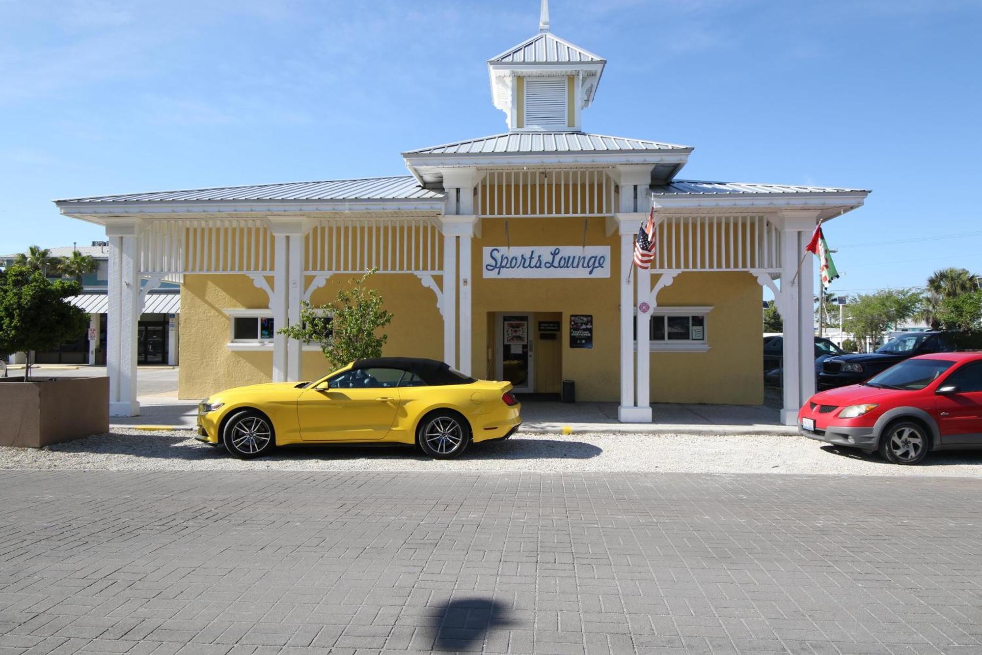 Anna Maria Island Runaway Tropical Dream-One Minute Walk To The Beach-Heated Pool Bradenton Beach Esterno foto