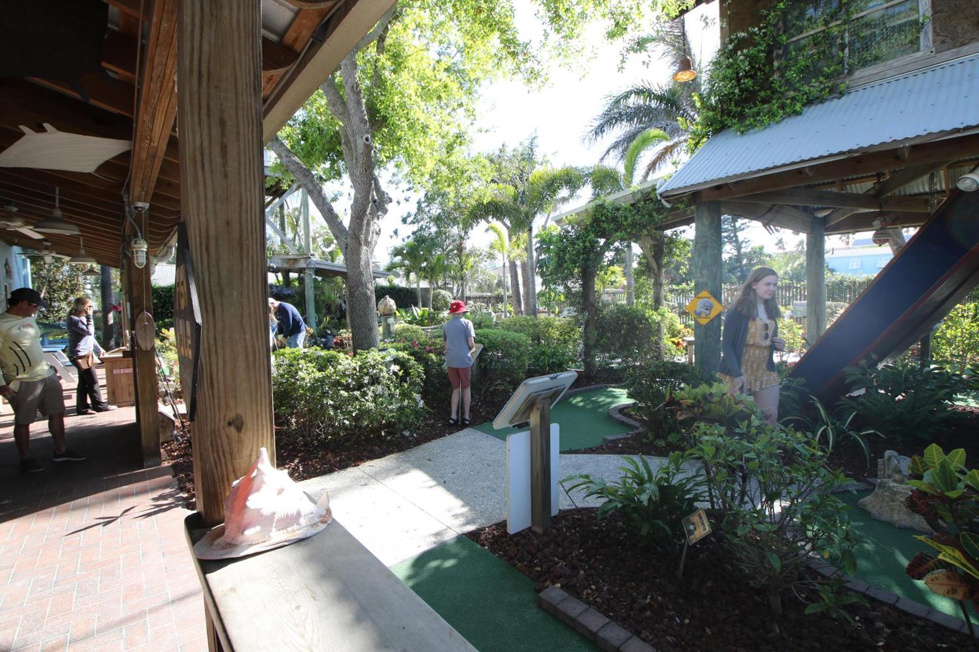 Anna Maria Island Runaway Tropical Dream-One Minute Walk To The Beach-Heated Pool Bradenton Beach Esterno foto